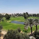 Pyramids Golf View ,Apartment